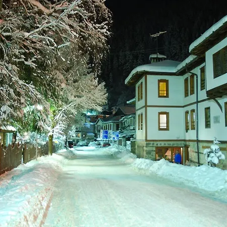 Kalina Shiroka Luka (Smolyan)