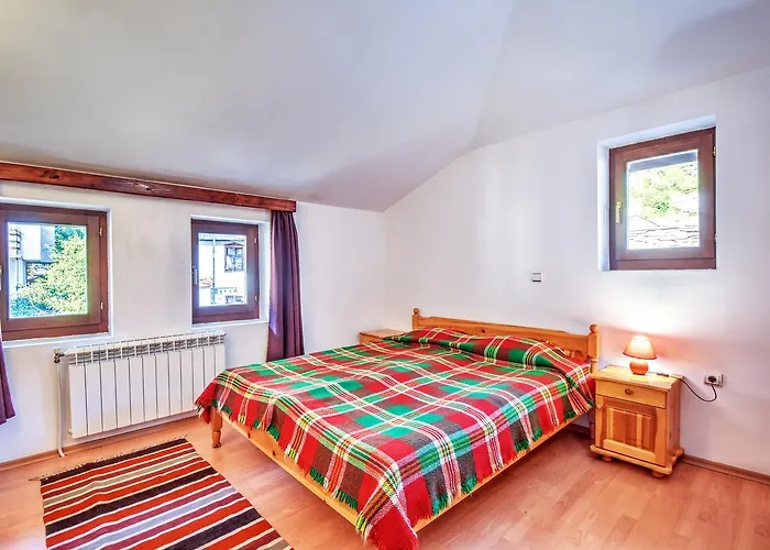 Kalina Shiroka Lŭka